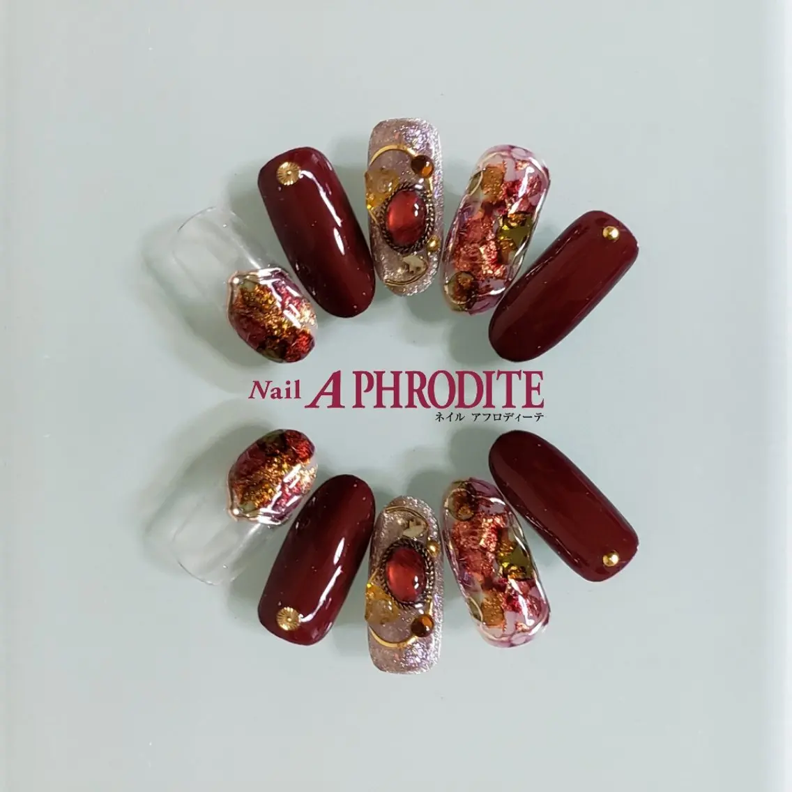 ネイル ジェルネイル ニュアンスネイル スカルプネイル ソフトジェル ネイルチップ ハンドネイル Nail Aphroditeのネイルデザイン