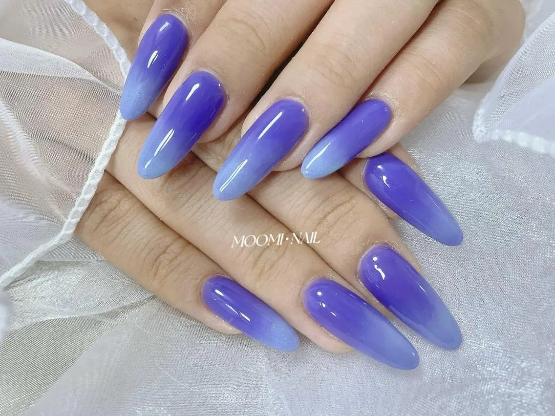 ネイル 長さ出し フレンチネイル ジェルネイル ガラスフレンチ 韓国ネイル ハンドネイル moomi nail スカルプ専門のネイルデザイン