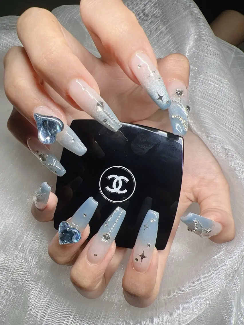 ネイル ハンドネイル Lee Nails チップ長さだし専門店のネイルデザイン