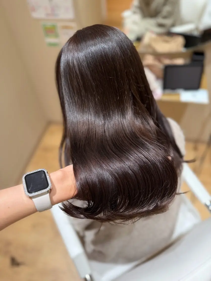 ロング カラー ヘアカラー トリートメント minori🤎 ナチュラル韓国ヘアのヘアスタイル
