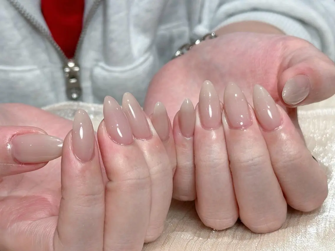 チップ長さだし+ワンカラー/ラメグラ(ソフトオフ込み)の写真