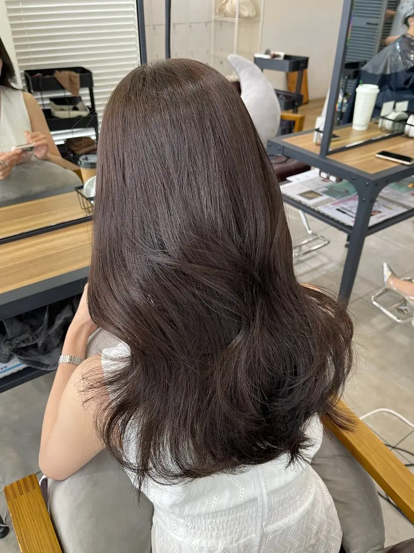 ロング カラー ベージュカラー ヘアカラー 🌻似合わせレイヤー ／骨格補正カット🍀のヘアスタイル