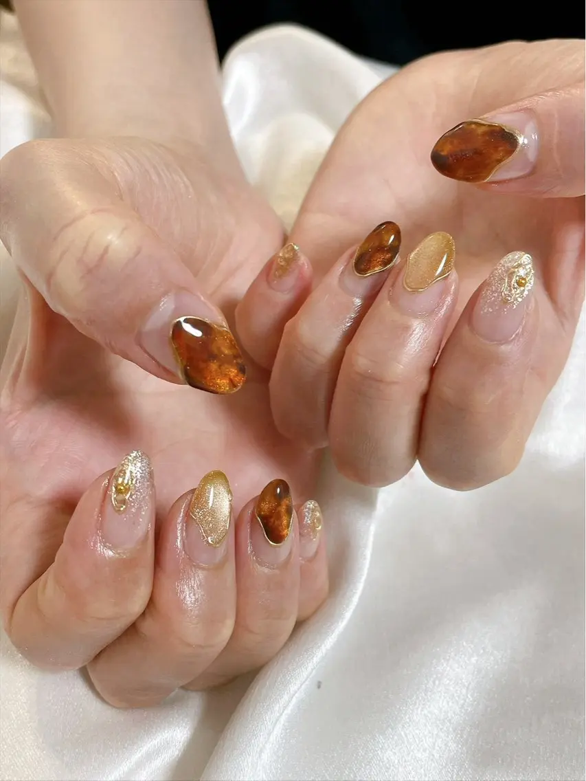 ネイル アニマル柄 オーロラネイル フットネイル フレンチネイル ジェルネイル ハンドネイル kiki nail たまプラーザのネイルデザイン