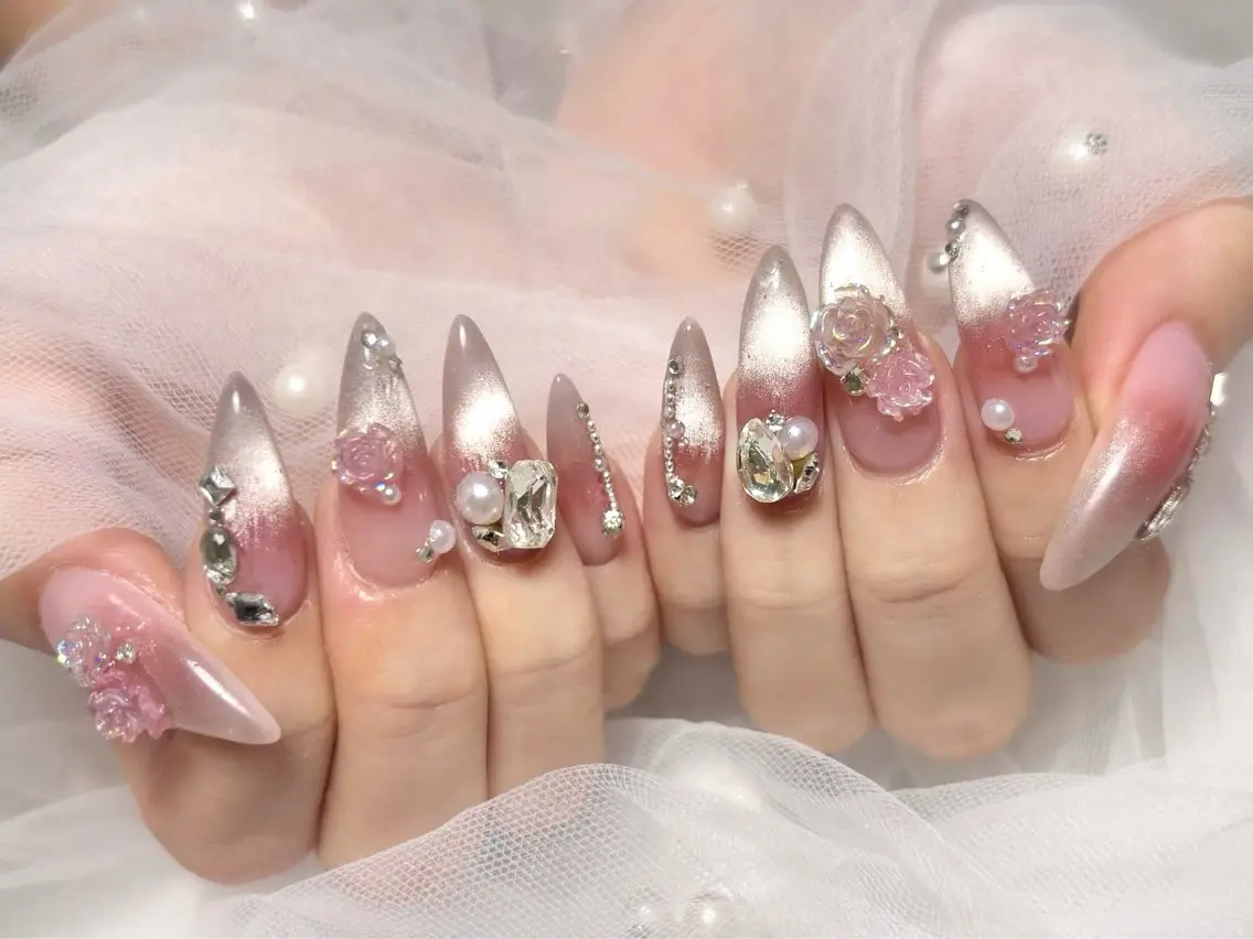 ネイル ハンドネイル Roi〈ロワ〉 Yume🎀のネイルデザイン