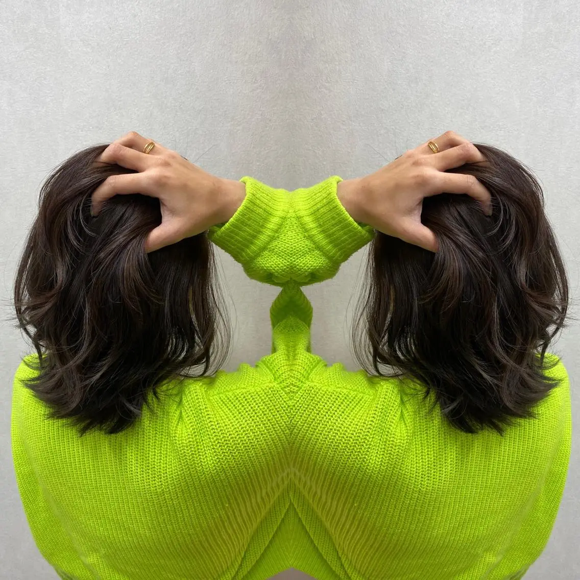 セミロング カラー tocca 💜石田愛結💜のヘアスタイル