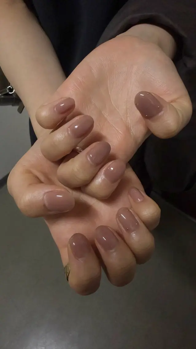 ネイル ハンドネイル ネイルクローネ カレンのネイルデザイン