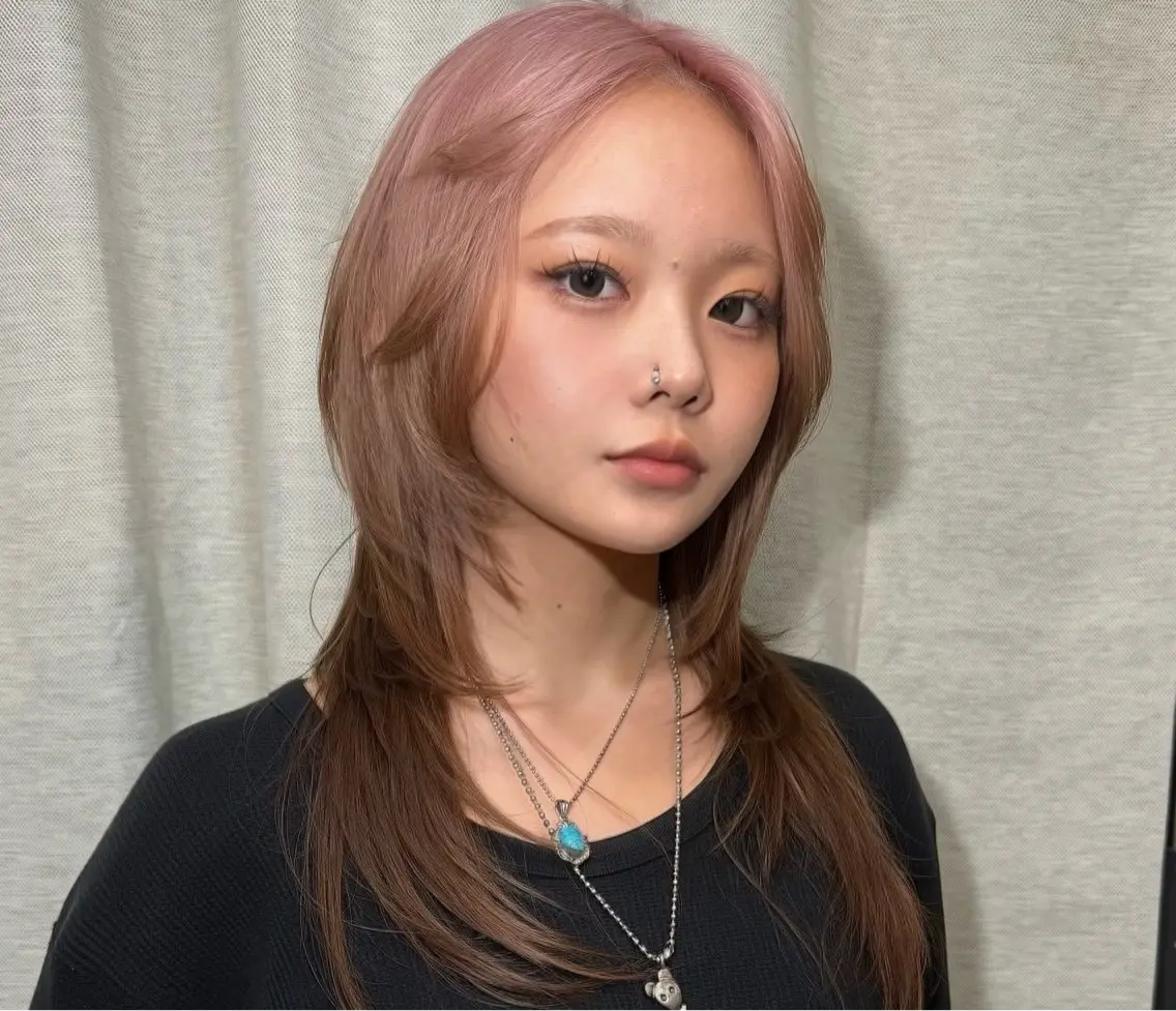 カラー 室井 宙のヘアスタイル