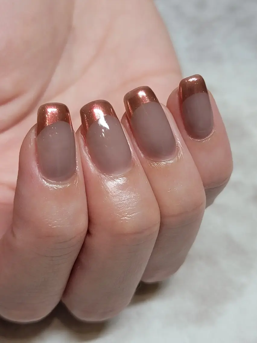 ネイル フレンチネイル ミラーネイル ネイル&巻き爪サロン AKnailのネイルデザイン