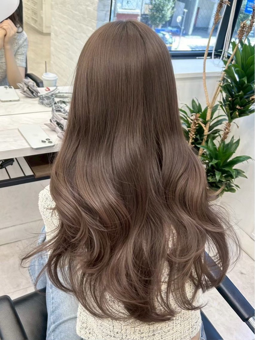 カラー 透明感カラー ヘアカラー シウ SHUのヘアスタイル