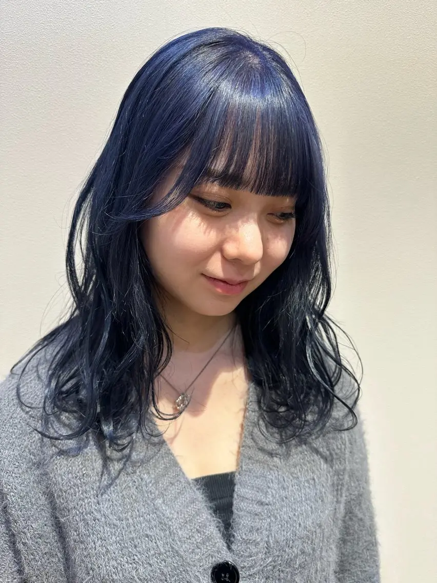 ミディアム カラー momo 札幌美容師のヘアスタイル