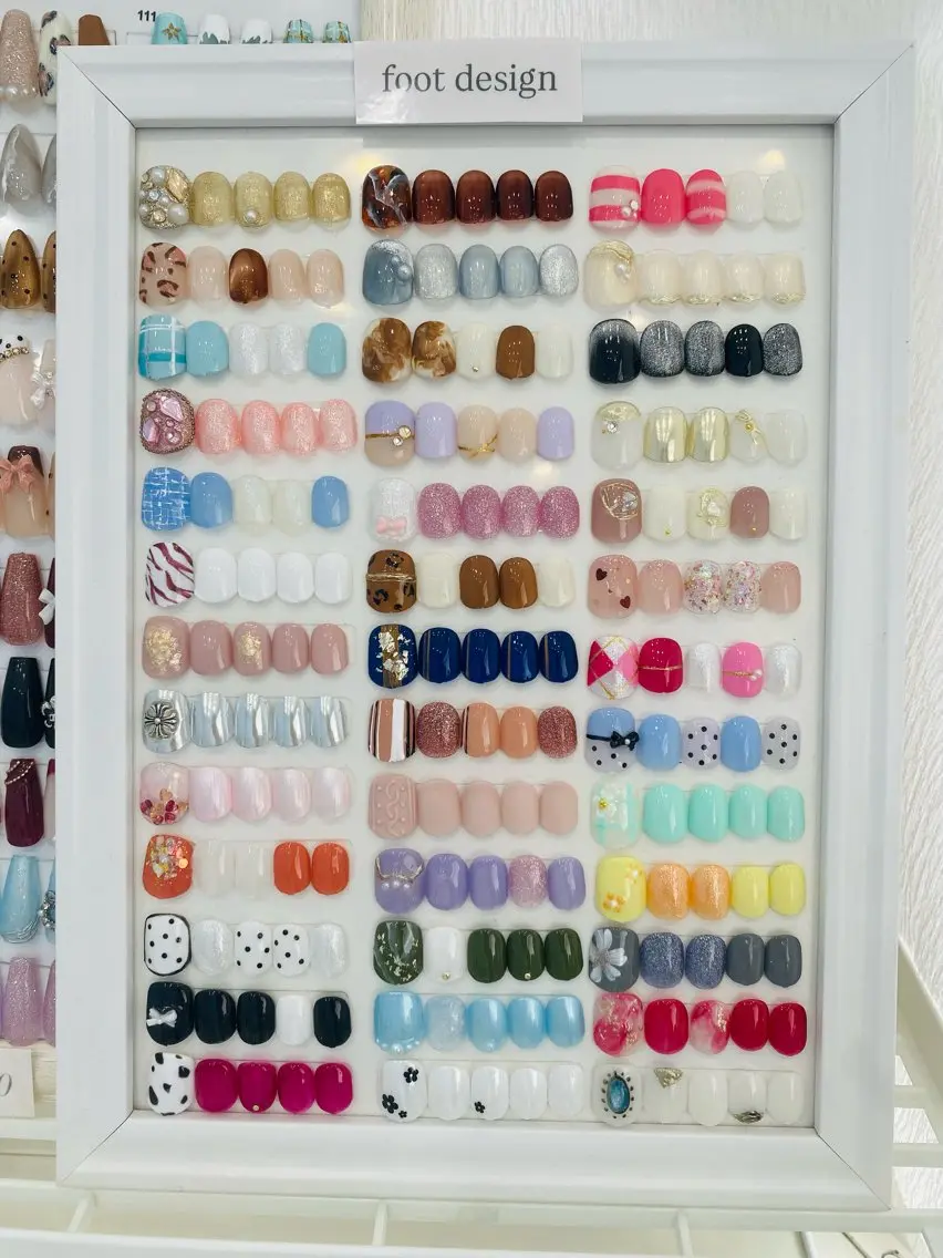 ネイル フットネイル M'CLAIR makikoのネイルデザイン