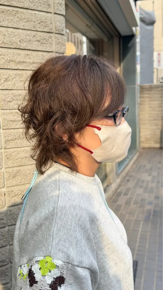 ショート パーマ ウルフカット 泉山 花音のヘアスタイル