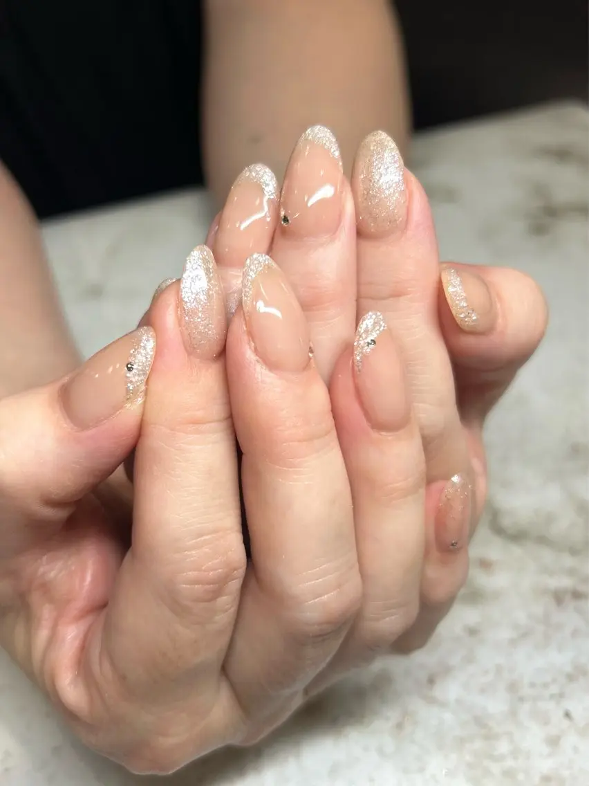 ネイル ジェルネイル 半田 色葉のネイルデザイン