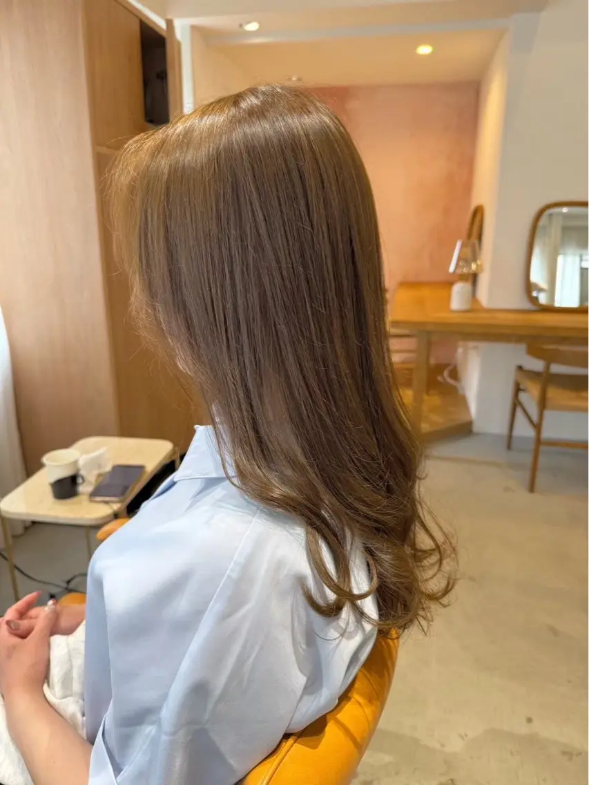 ロング カラー ベージュカラー ブラウンカラー 透明感カラー ヘアカラー 高森 朱雀のヘアスタイル