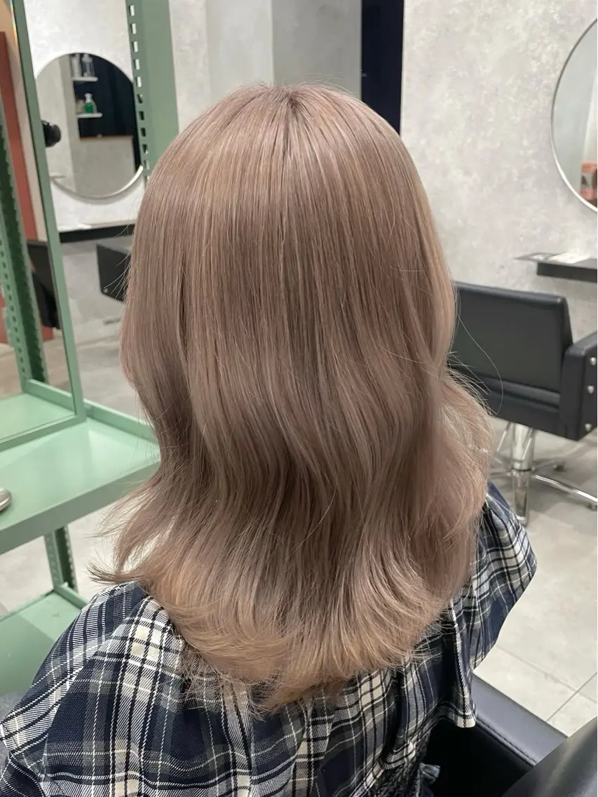 ミディアム カラー ヘアカラー トリートメント 梅田/似合 わせ艶ハイトーン💘のヘアスタイル