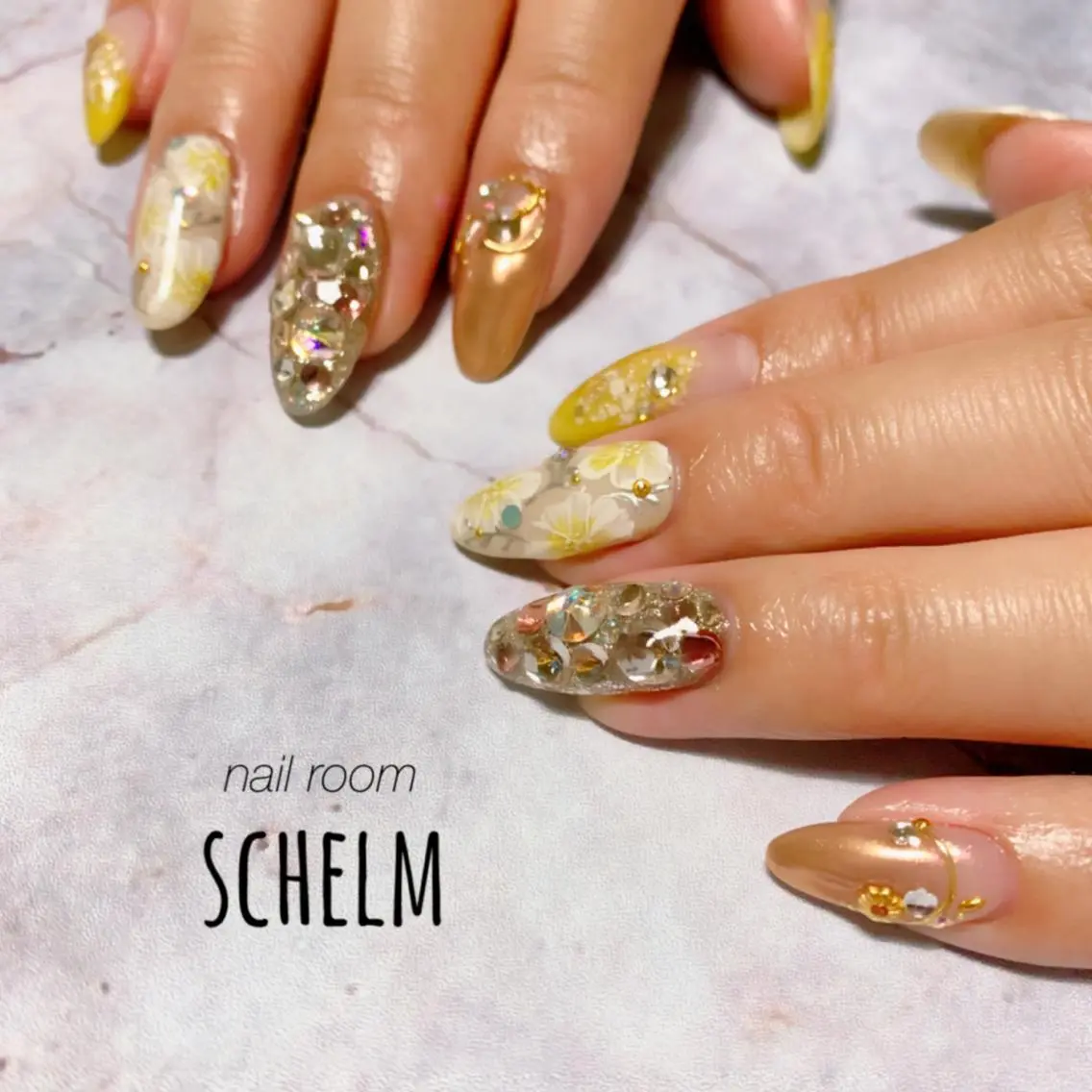 ネイル ハンドネイル nail room シュレムのネイルデザイン