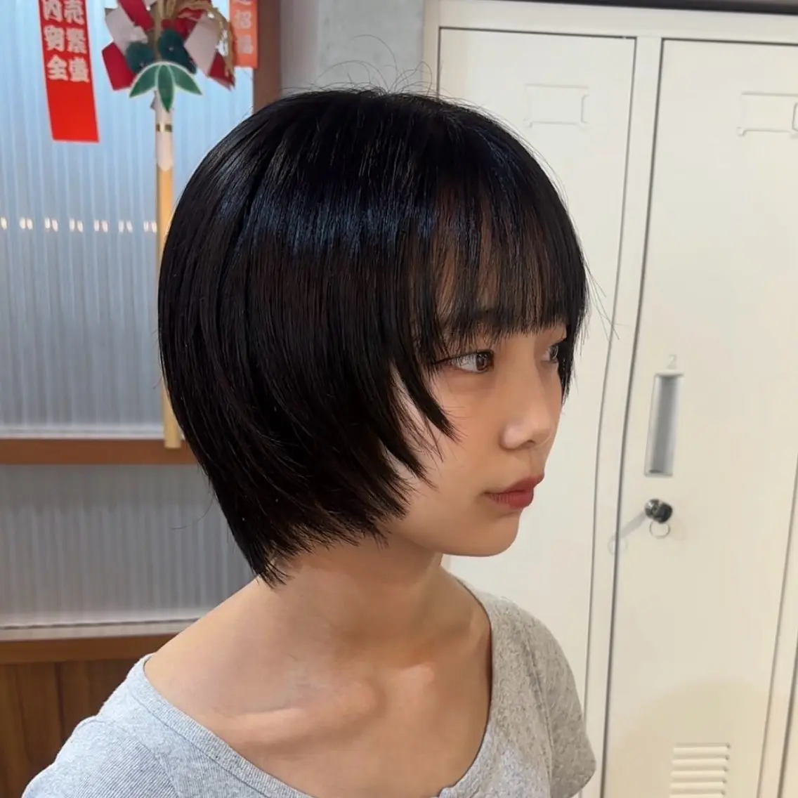 ショート カラー 🌈山口摩七斗 /レイヤー/ブリーチのヘアスタイル
