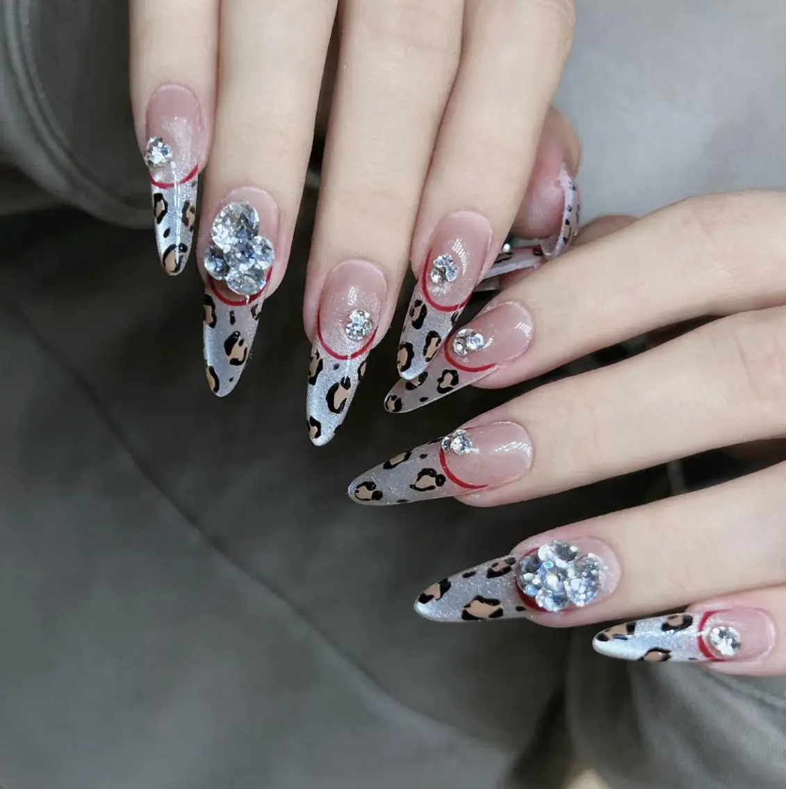 ネイル ハンドネイル ハンドケア 🍑 momo_nailのネイルデザイン