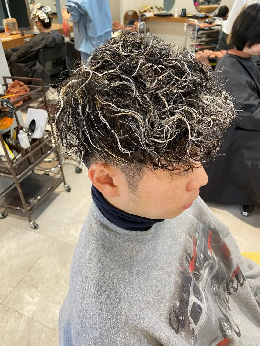 「💥メンズハイライトカラー🔥+TR✂️」の写真