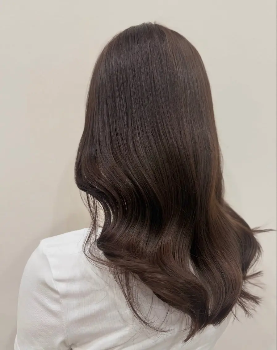 ロング カラー ブラウンカラー チョコレートブラウン 暖色カラー・メンズ 🫧Harukaのヘアスタイル