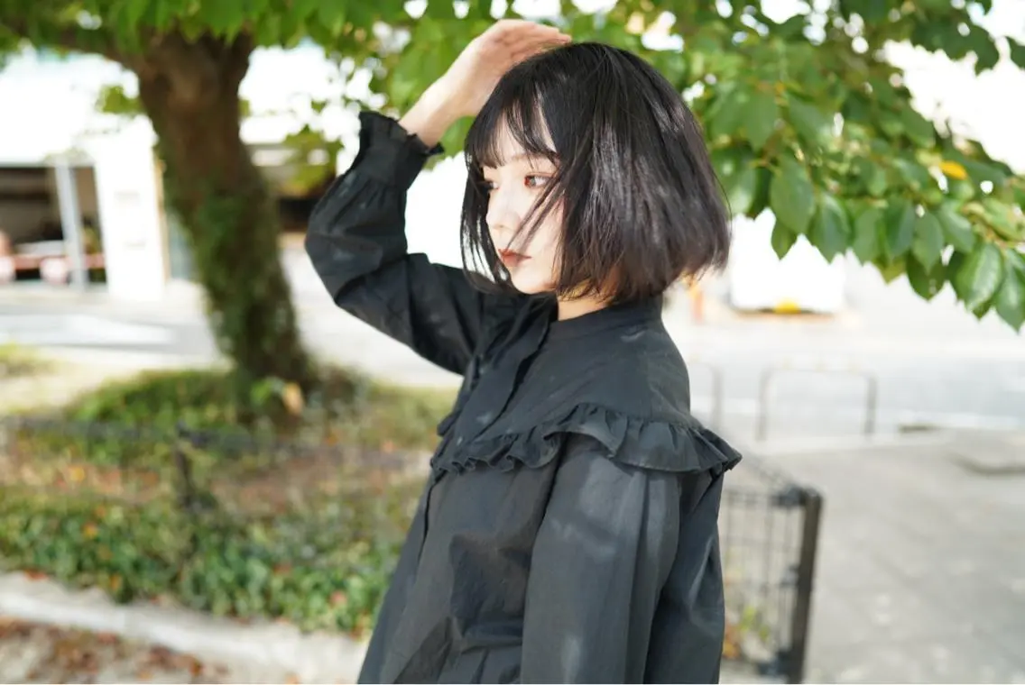 ミディアム カラー カット ヘアカラー トリートメント Lull1人美容室 バレイヤージュのヘアスタイル