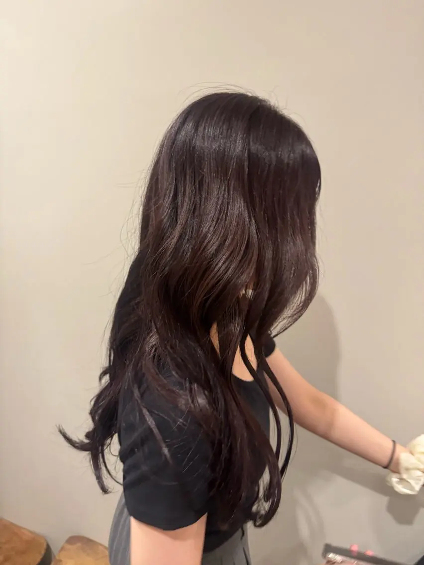 カラー ヘアカラー トリートメント 櫻木 志穏のヘアスタイル