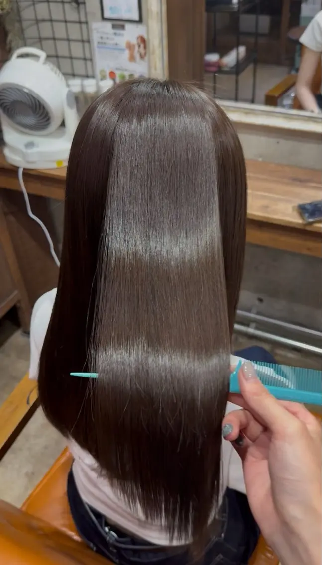 セミロング カラー トリートメント カット ヘアカラー トリートメント Cadre新小岩🫧 栗原葵のヘアスタイル