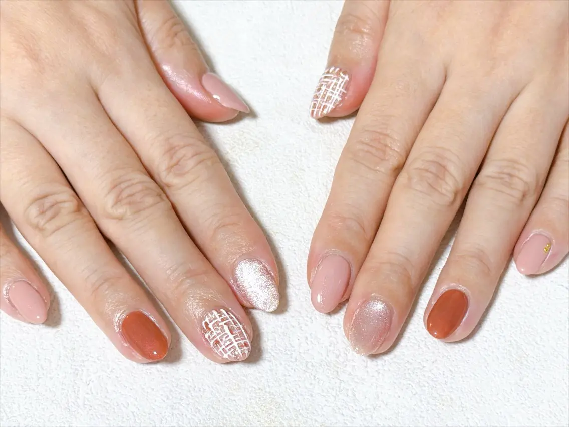 ネイル アニマル柄 オーロラネイル フットネイル フレンチネイル ジェルネイル ハンドネイル mogunail &blowのネイルデザイン