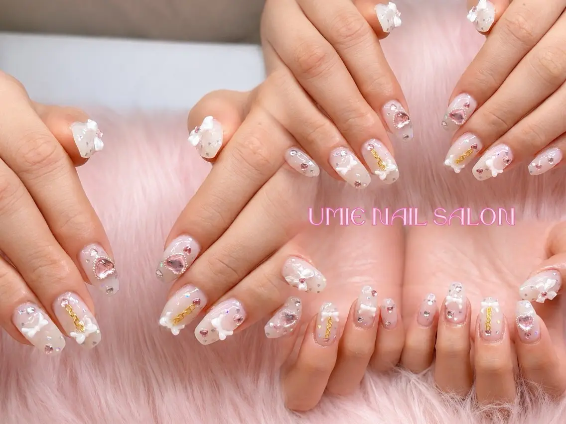 ネイル フットネイル フレンチネイル ジェルネイル ガラスフレンチ マグネットネイル UMIE NAIL SALONのネイルデザイン