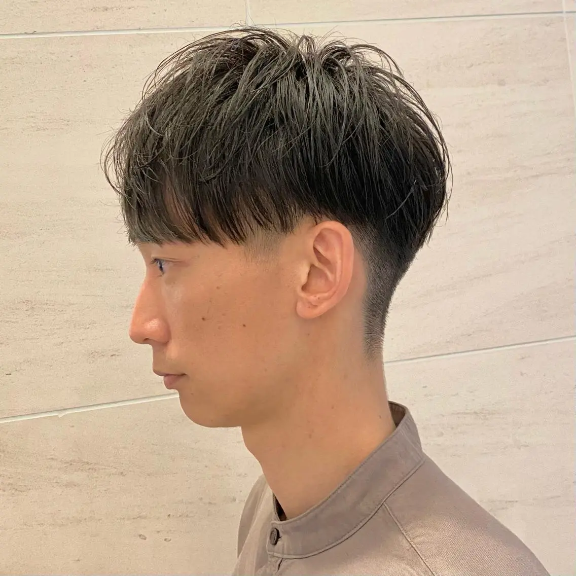ショート メンズ 刈り上げ ヘアカラー ヘッドスパ 3月〜お店変わります 詳しくはインスタまでのヘアスタイル