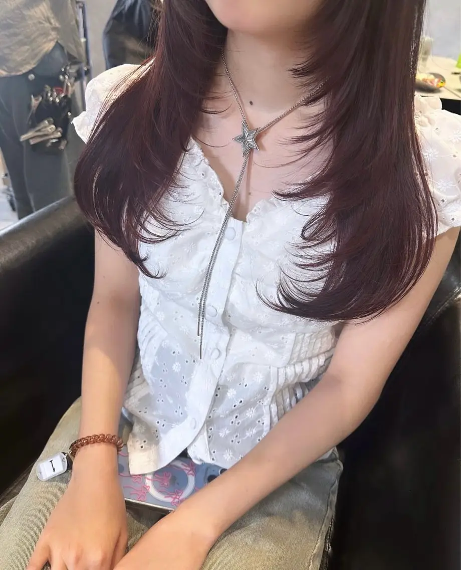 ロング カラー ボルドーカラー エクステ レイヤーカット エクステ 【原宿プルエクステ】 NANAMIのヘアスタイル