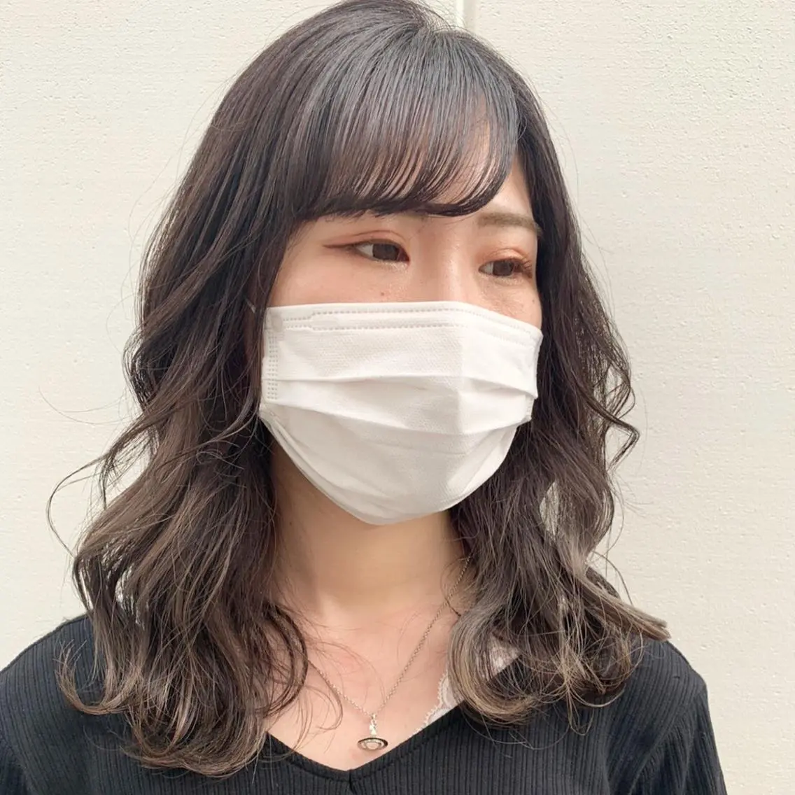 セミロング 高梨 里穂のヘアスタイル