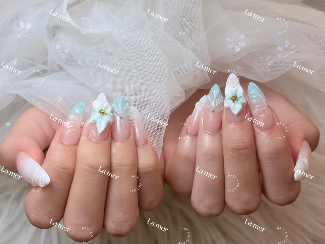 ネイル 🌻 Momoko_のネイルデザイン