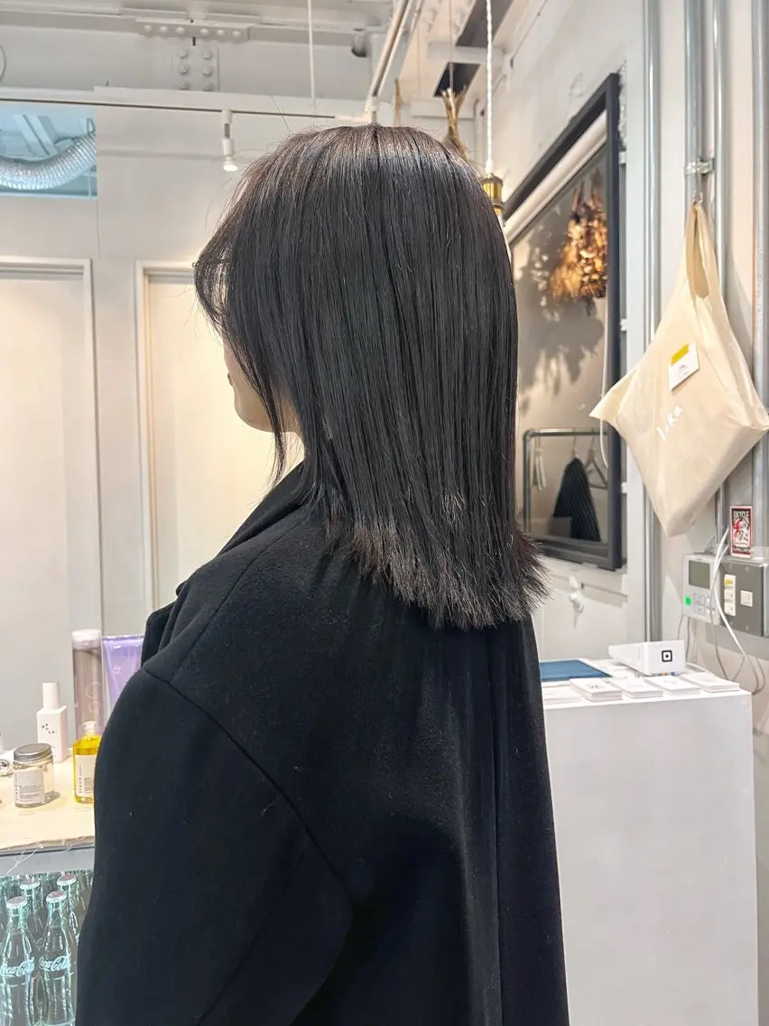 ミディアム カラー カット ヘアカラー トリートメント 松坂 真衣のヘアスタイル