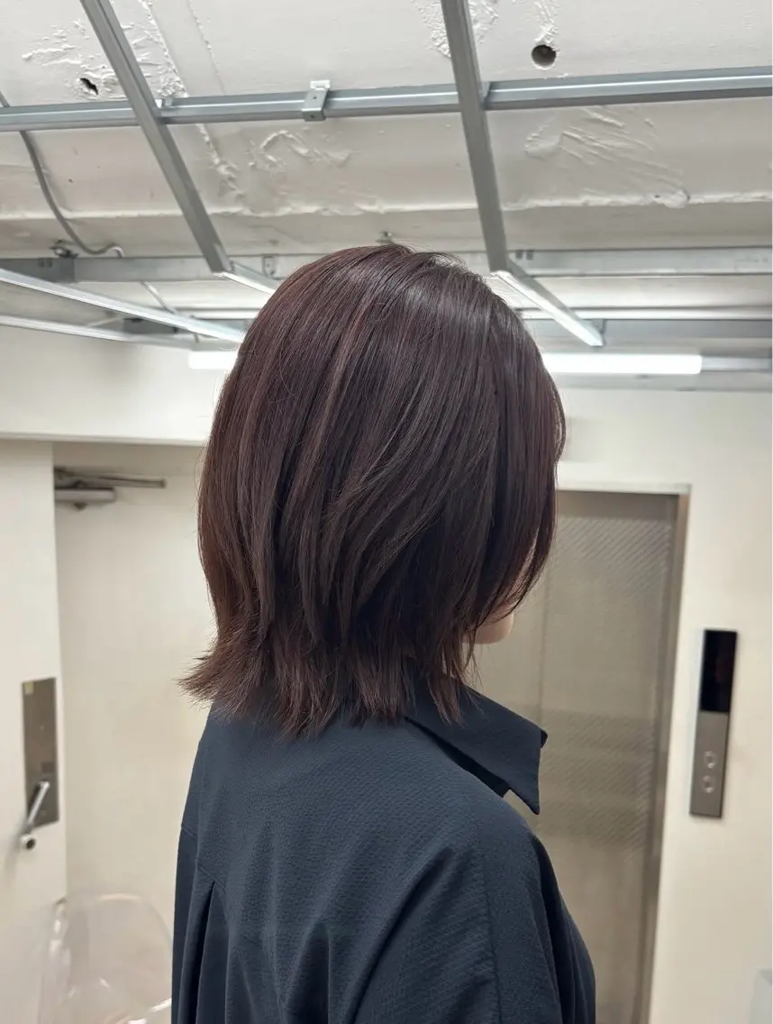 ミディアム ボブレイヤー ボブ レイヤーカット 外ハネヘア カット 三軒茶屋/レディース ヘア/Momoのヘアスタイル