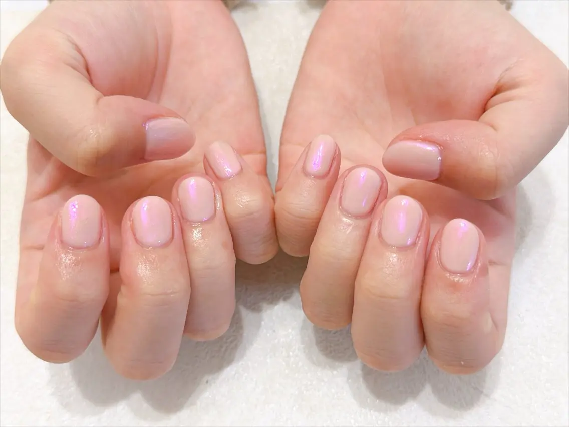 ネイル アニマル柄 オーロラネイル フットネイル フレンチネイル ジェルネイル ハンドネイル mogunail &blowのネイルデザイン