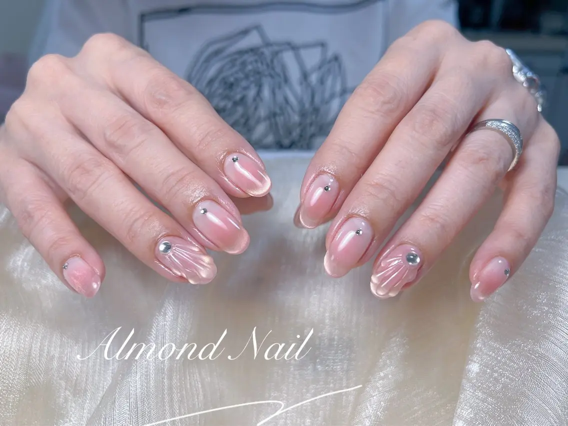ネイル Almond Nail 亀戸のネイルデザイン