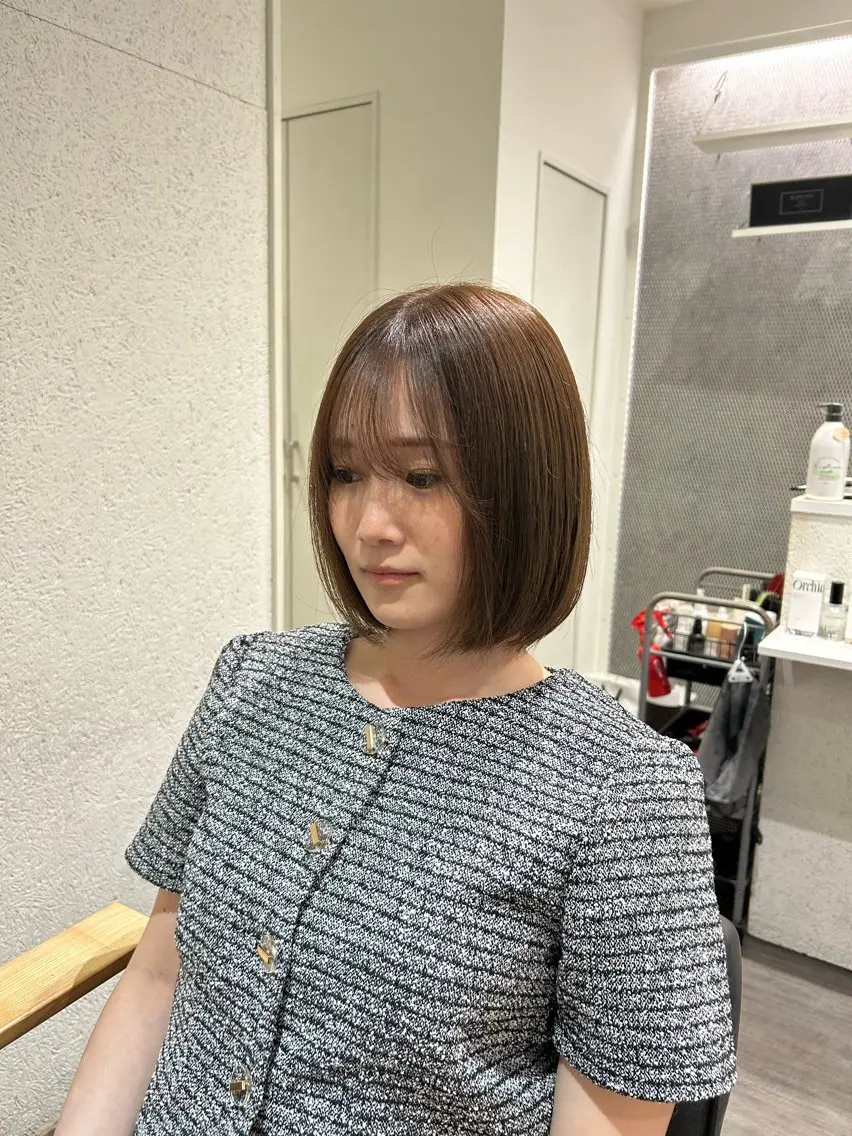 ショート カラー ヘアアレンジ アッシュ アッシュグレー アッシュグレージュ 透明感カラー グレージュ cocotte 💟草間紫音💟のヘアスタイル