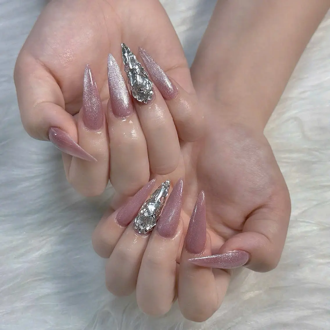 ネイル Hin Hana Nailのネイルデザイン