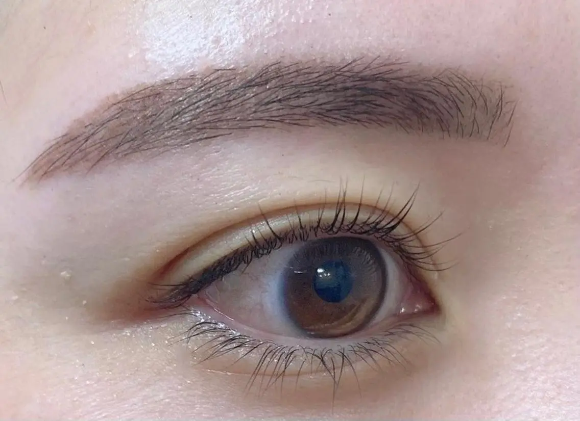 アイブロウ eyelist mikiのマツエク・マツパデザイン