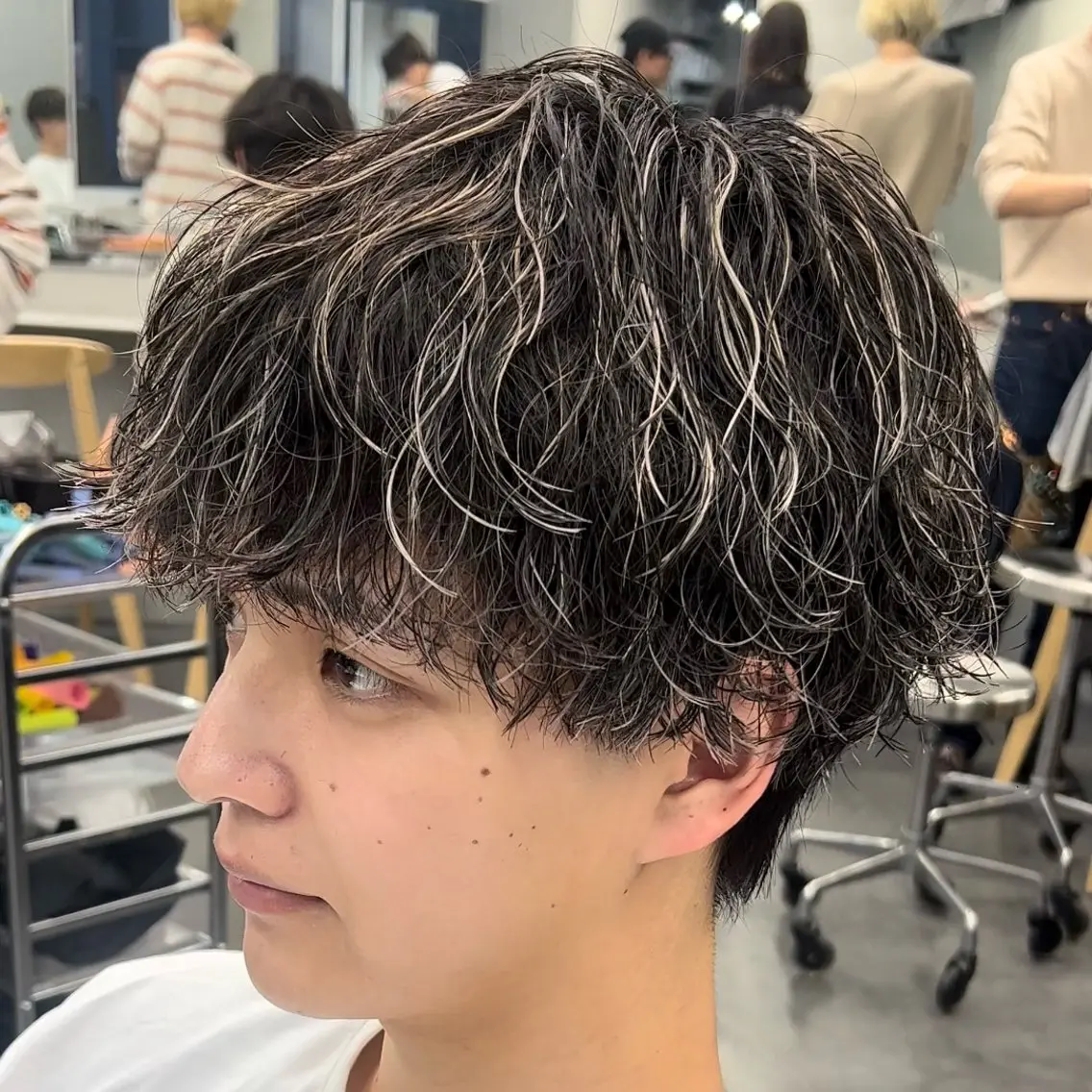 ミディアム カラー ヘアアレンジ メンズ fifth 石川 凪のヘアスタイル