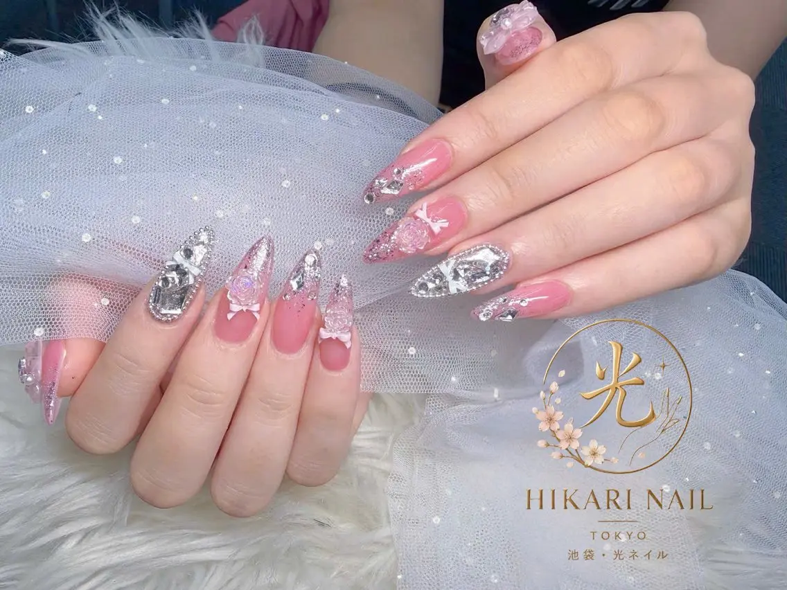 ネイル チークネイル 長さ出し フレンチネイル ガーリー ハート ハンドネイル HikariNail Ikebukuroのネイルデザイン