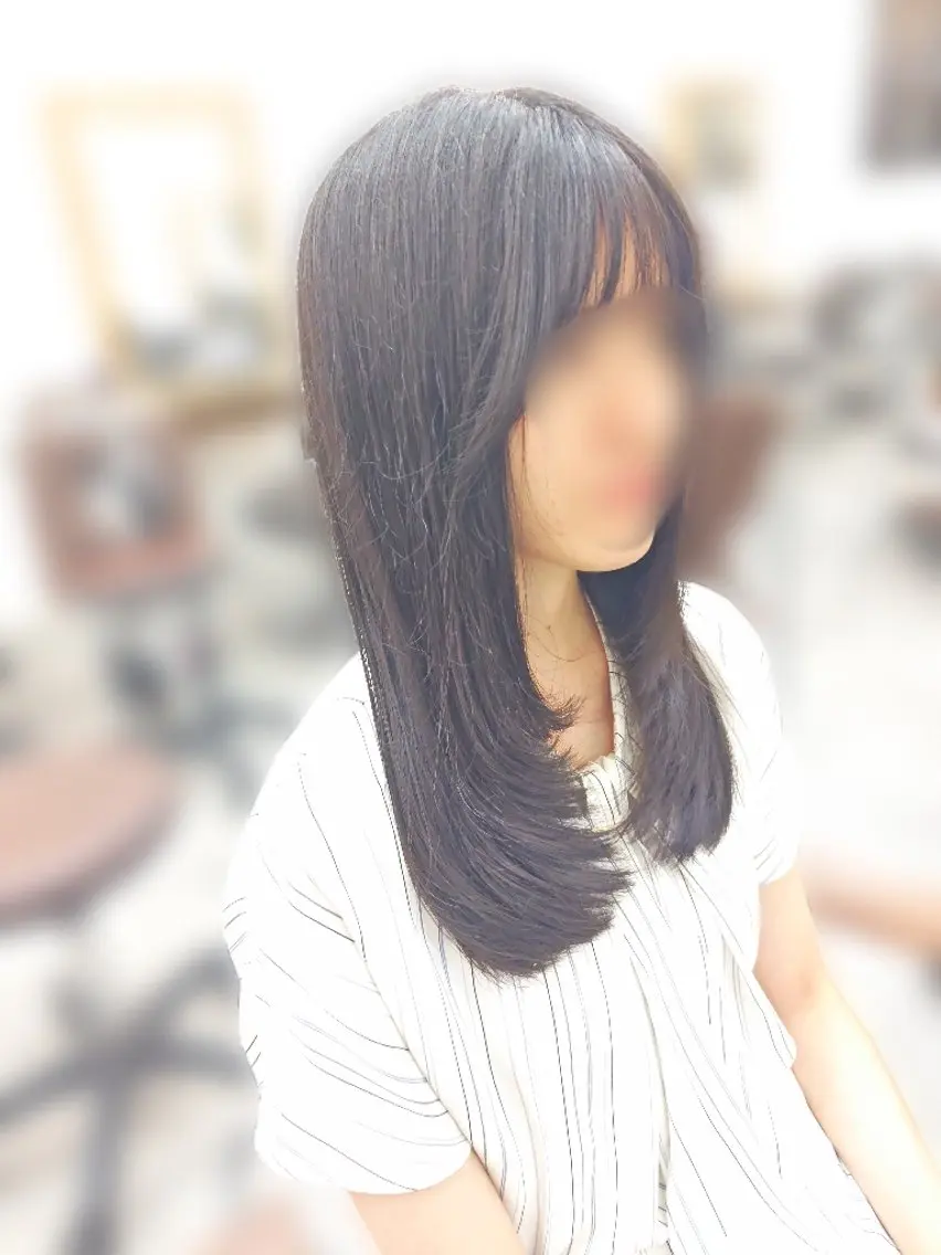 セミロング 顔周りカット ハッシュカット レイヤーカット 澤田 あきのヘアスタイル