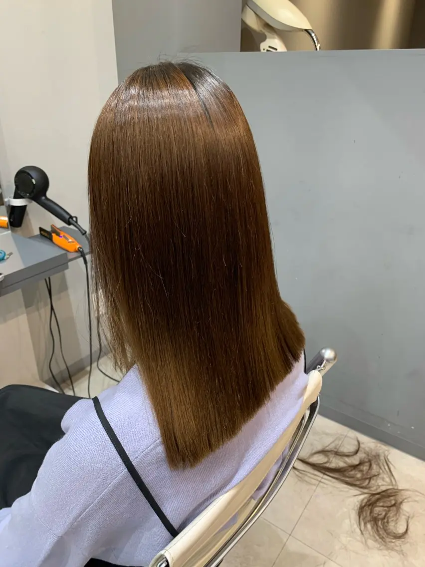 ストレートパーマ、縮毛矯正モデルの写真