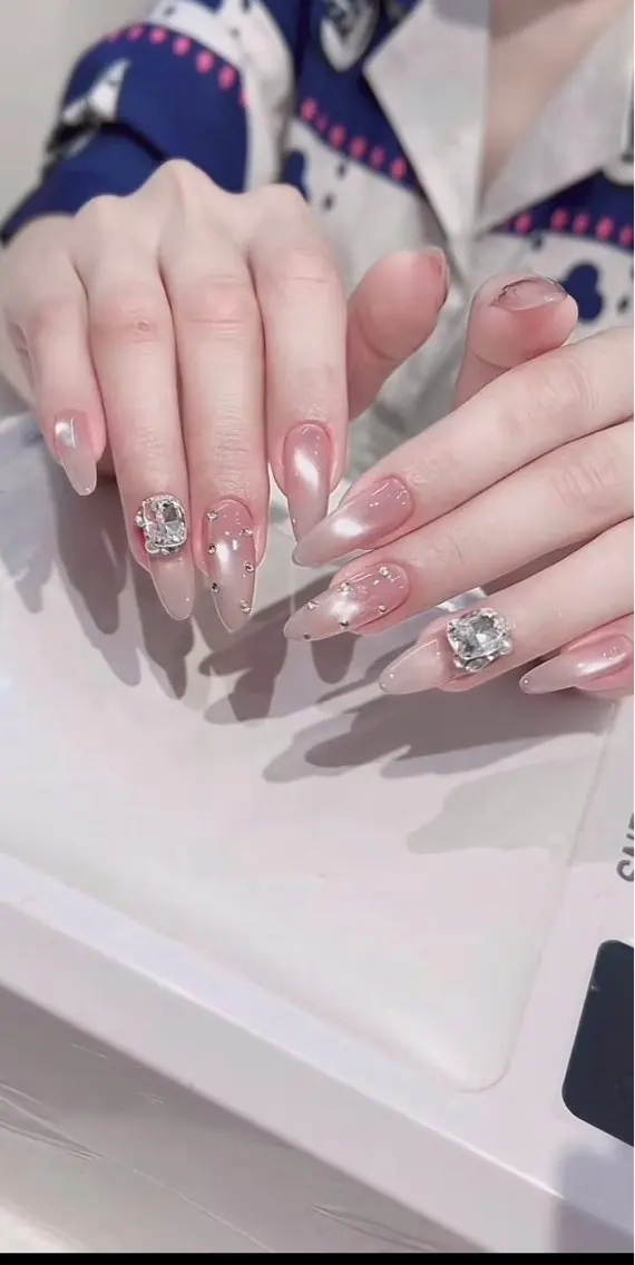 ネイル ハンドネイル HANA 川越東口ネイルサロンのネイルデザイン