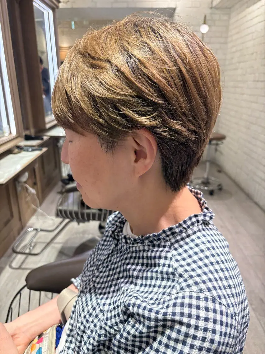 ショート ショートヘア 篠原 葉奈未のヘアスタイル