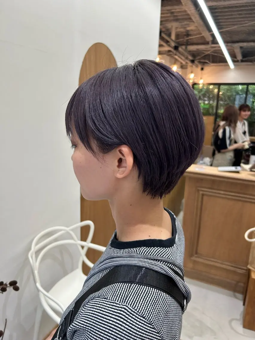 ショート ショートヘア なつめ🐶ショート ベージュカラーのヘアスタイル