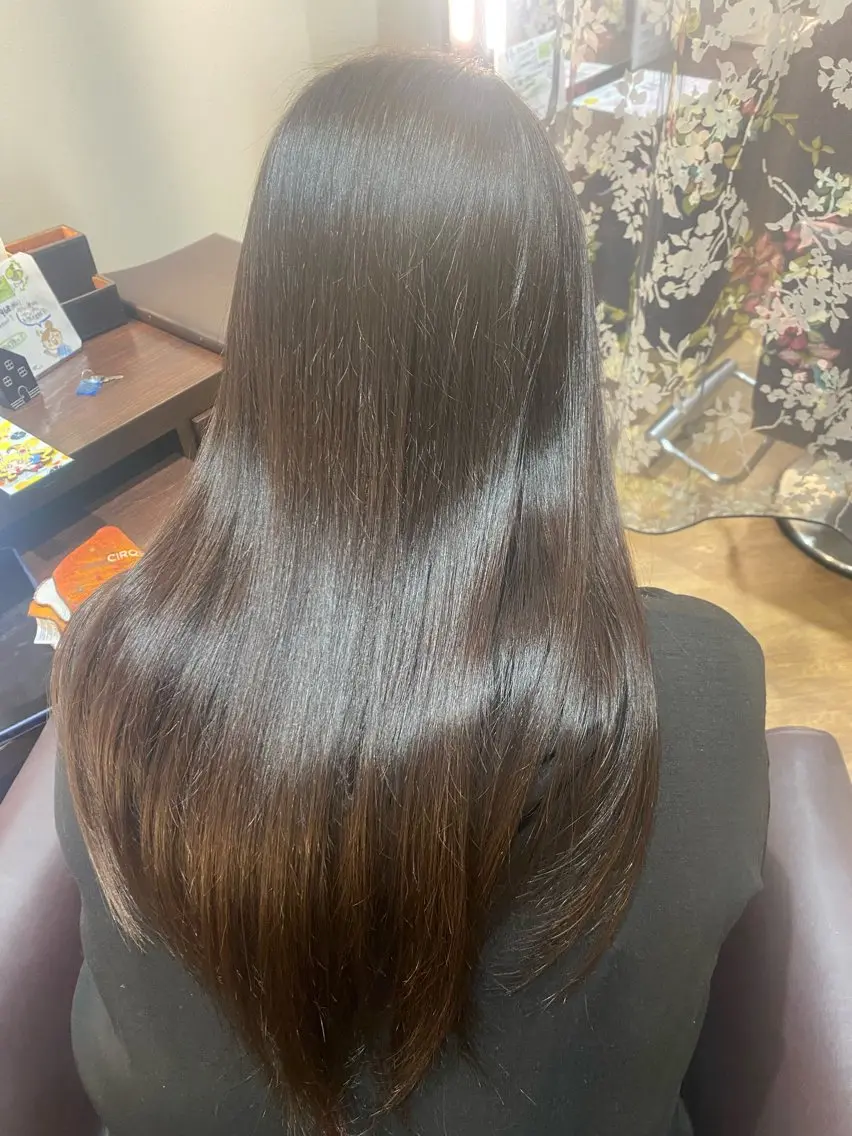 ロング カラー 津田 遥香のヘアスタイル