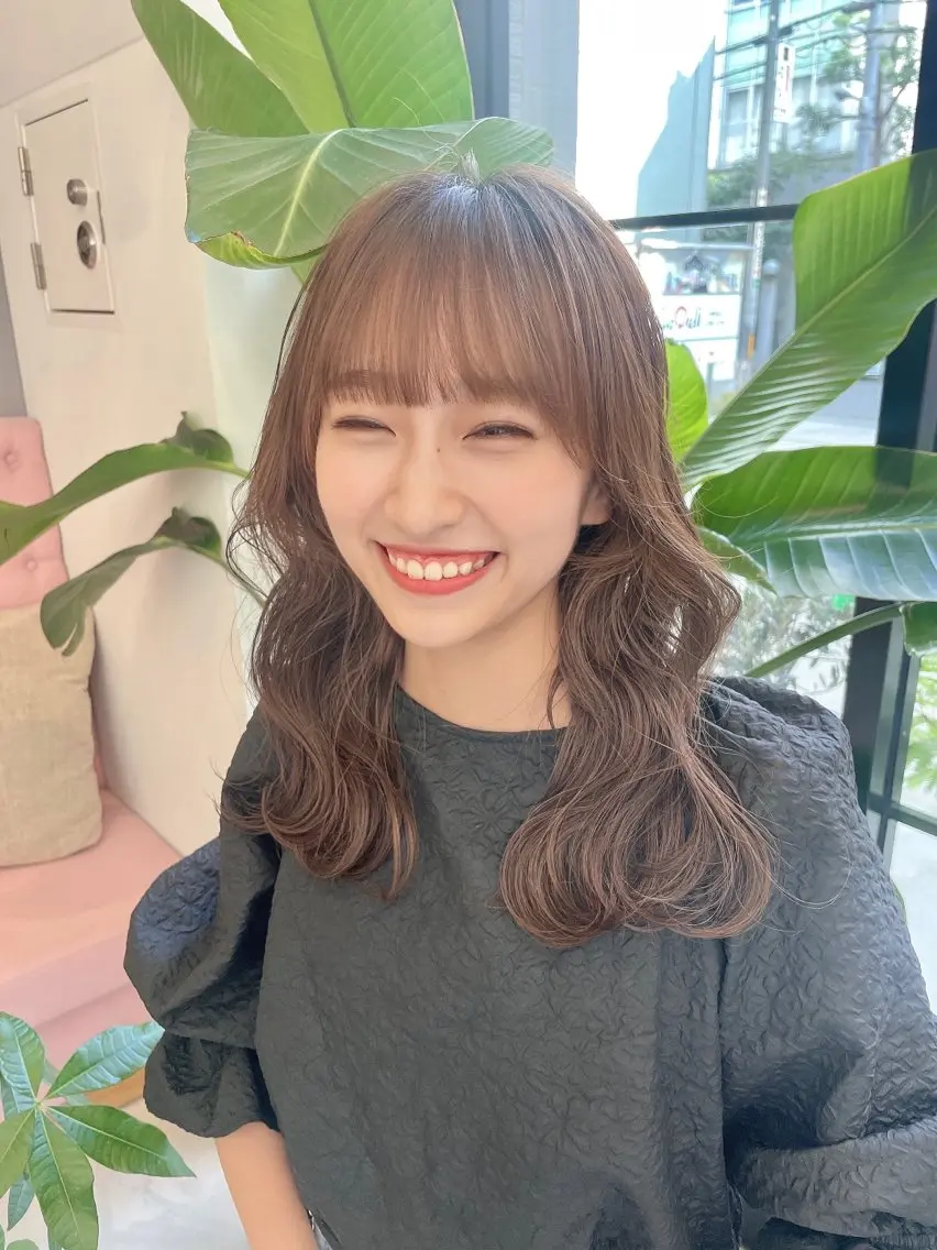 ミディアム 韓国風レイヤーカット 松葉翔のヘアスタイル