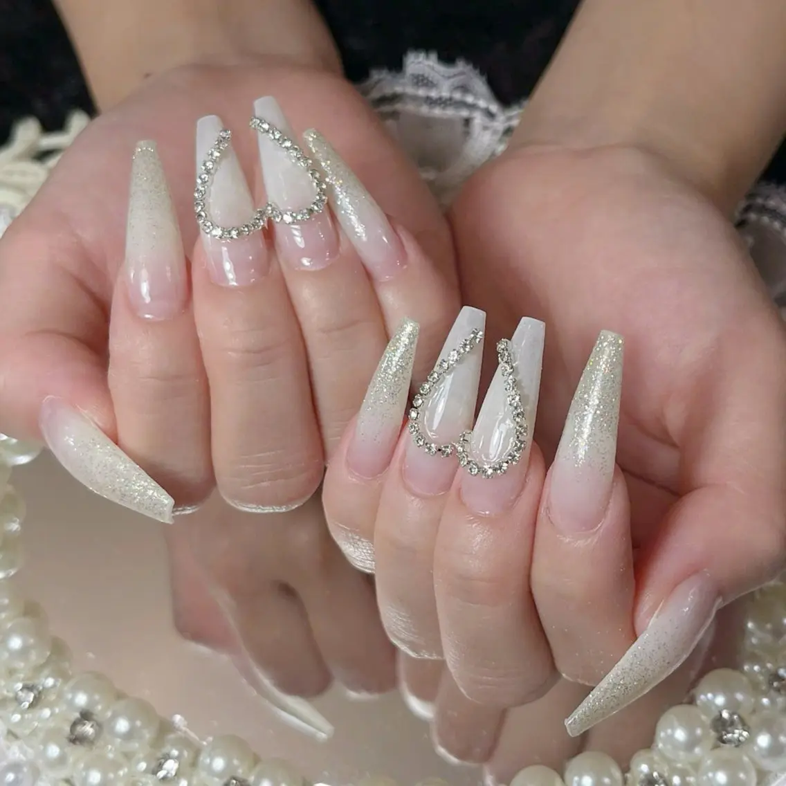ネイル オーロラネイル 長さ出し フラッシュネイル フレンチネイル ジェルネイル ハンドネイル ハンドケア CiCi NailSalonのネイルデザイン